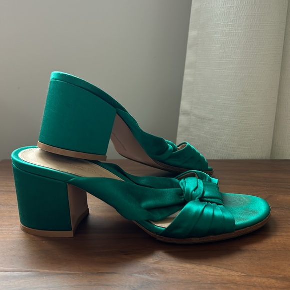 Gianvito Rossi Emerald Sandals - Picture 3 of 3